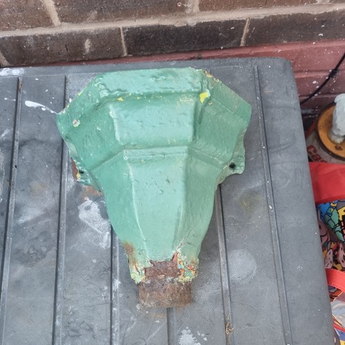 Victorian cast iron - cast,