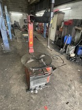 Tyre Machine. 100% Air. No