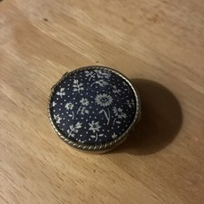 Beautiful Vintage Pill Box 