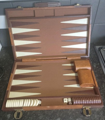 Cardinal backgammon set faux - cardinal,