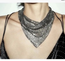 ZARA NEW WOMAN JEWEL BIB COLLAR NECKLACE ANTHRACITE GREY REF: 1011/204