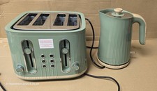 Kettle and 4 Slice Toaster Set