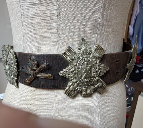 Ww1 belt cap badges tank - badges,