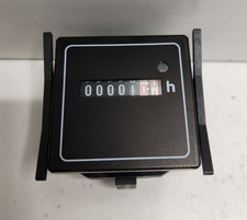 NEW NO BOX! FARGO 220V HOUR