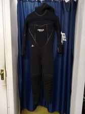 Brand-new Beuchat 8/7mm