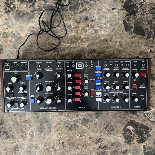 Behringer model analogue - model,