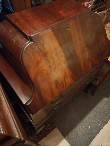 Stepped topped red mahogany - stepped,
