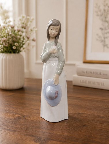 Lladro nao young girl - lladro,