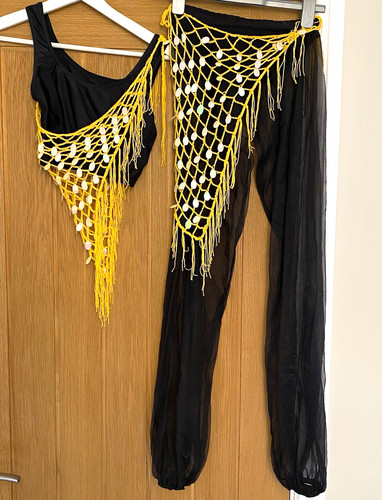 Position belly dance costume - belly,