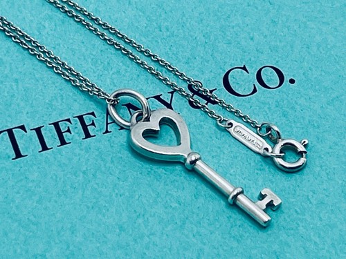 Tiffany heart key charm - &,