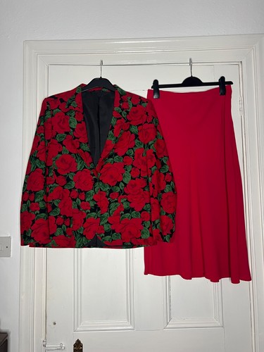 Beautiful size outfit - 12, new