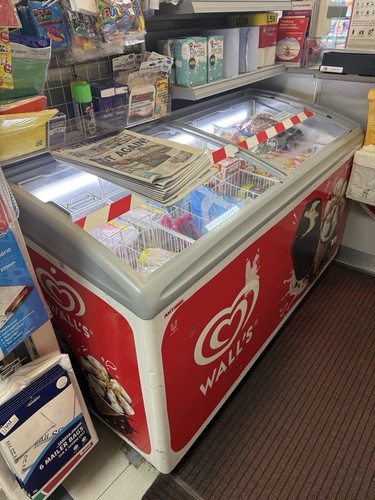 Walls icecream display freezer - walls,