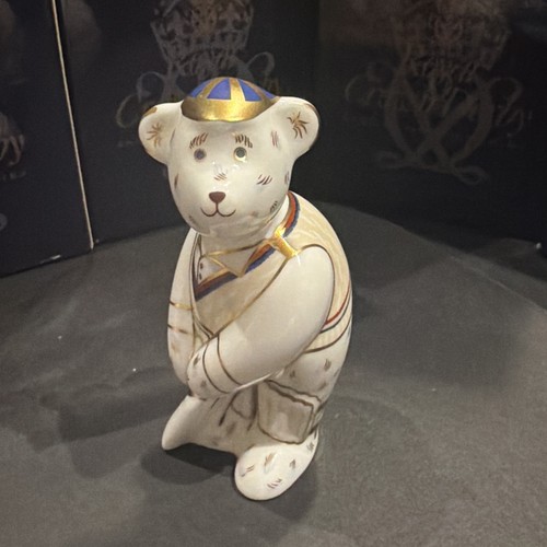 Royal crown derby - derby, 'cricketer