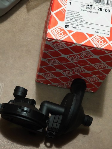 New febi bmw crankcase - new,