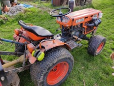 Kubota B5100 compact tractor