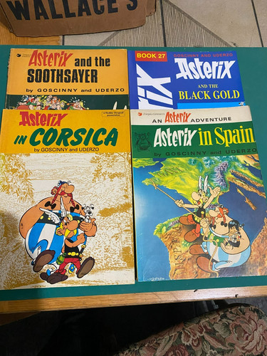 Asterix books 1971 - 1971, 1976