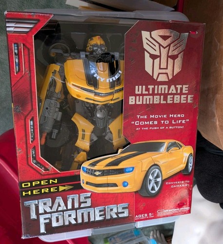 Hasbro transformers ultimate - hasbro,