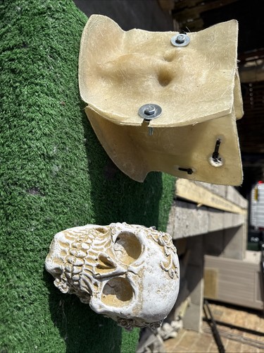 Latex and fiberglass mould - fiberglass,