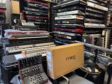 Moog Messenger 32-Key