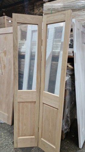 Oak panel glazed fold - panel,