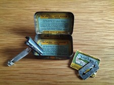 Vintage The Laurel Women's