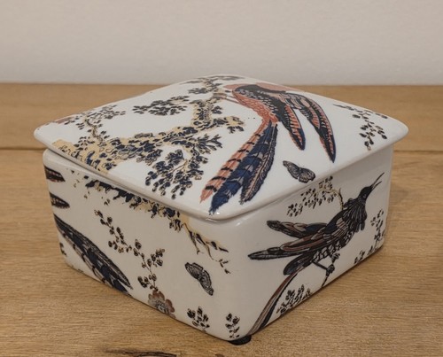 India jane ceramic trinket box - india,