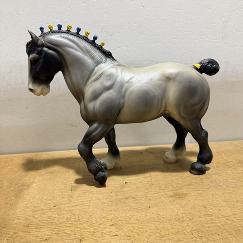 Breyer clydesdale stallion - breyer,