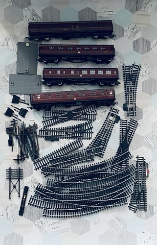 Hornby trains tracks - hornby,