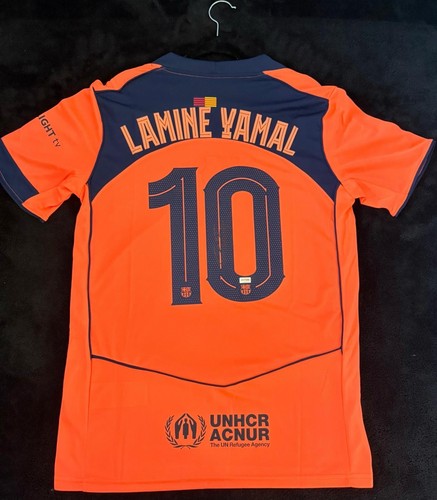 Signed lamine yamal 2025 - lamine,