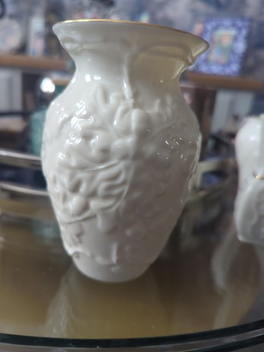 Pair belleek irish porcelain - belleek,