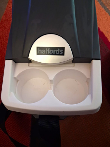 Halfords 12v hot cold - hot,