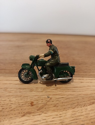 Britains 9698 triumph - britains,