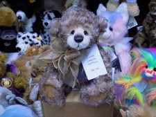 Camelot Ltd No 166 By Charlie Bears SJ6432A