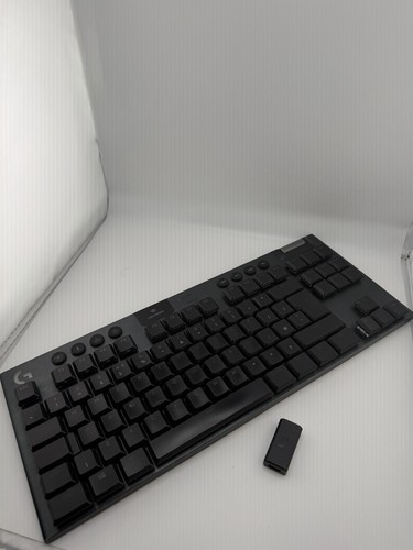 Logitech g915 tkl lightspeed - tkl,