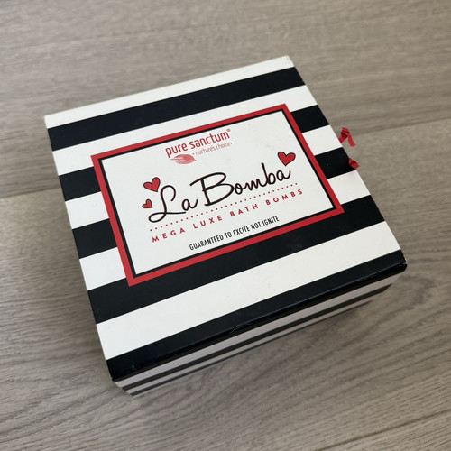 Pure sanctum bomba - pure, bath