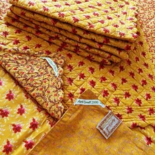 VTG 2000 April Cornell Tablecloth & 6 Placemats  Yellow Coral Pink Floral Square