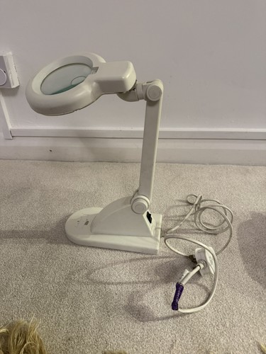 Naturalight table magnifying - table,