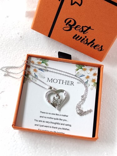 Mother daughter love heart
