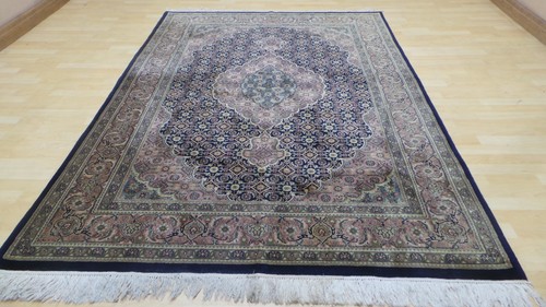 Large carpet rug - large, vintage