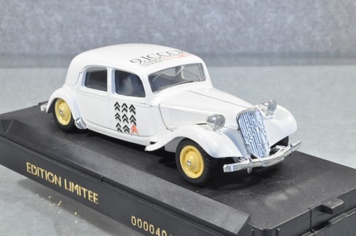 Ja749 solido pub 1 - "pub", 1:43