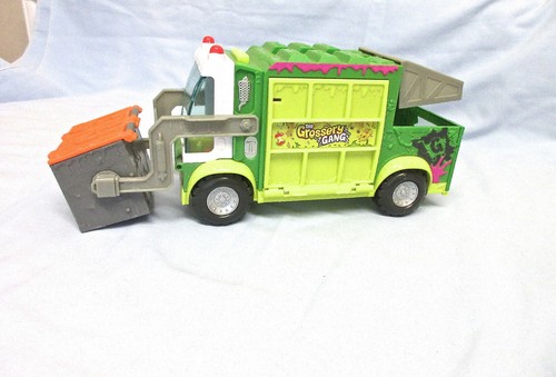 Grossery gang trash pack muck - grossery,