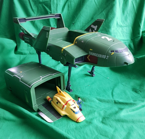 Thunderbirds are supersize - thunderbirds,