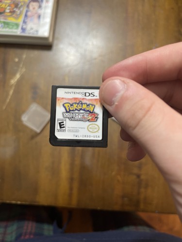 Pokemon white version - white,