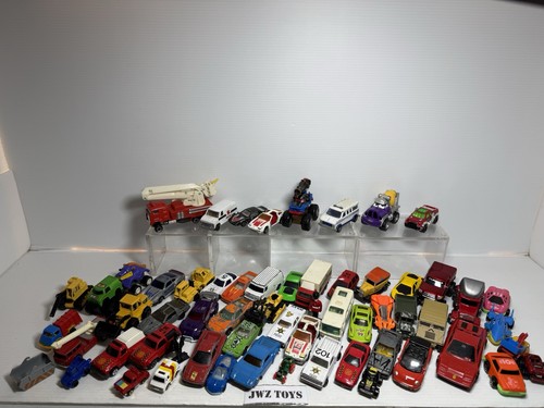 Diecast plastic cars mixed - /,