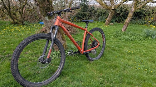 Whyte 529 mountain bike - v2,
