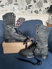 DR MARTENS 12107 BLACK MID