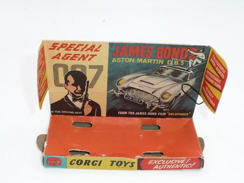 Corgi 261 james - corgi, bond
