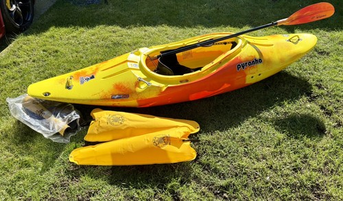 Pyranha zone white water kayak - zone,