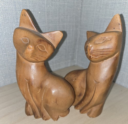 Vintage mid century - mid, carved