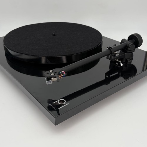 Rega planar turntable - rega,